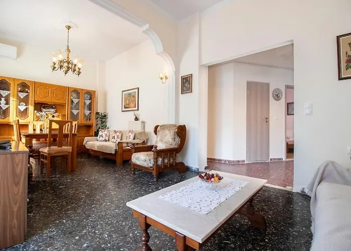 Vintage Charm Apt Near Centre