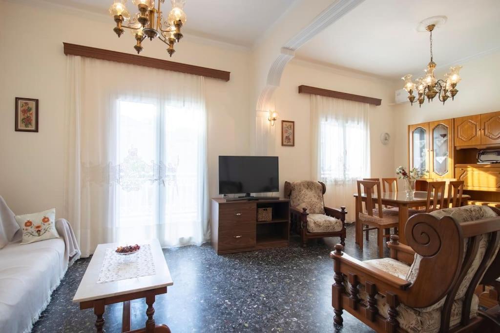 Apartment Vintage Charm Near Centre Heraklion (Crete)